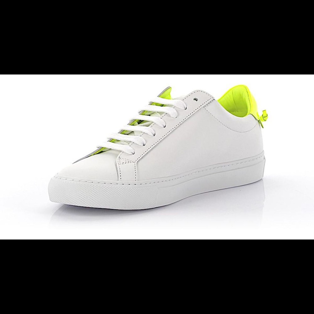 Givenchy Urban Knots Leather Neon Yellow sneakers